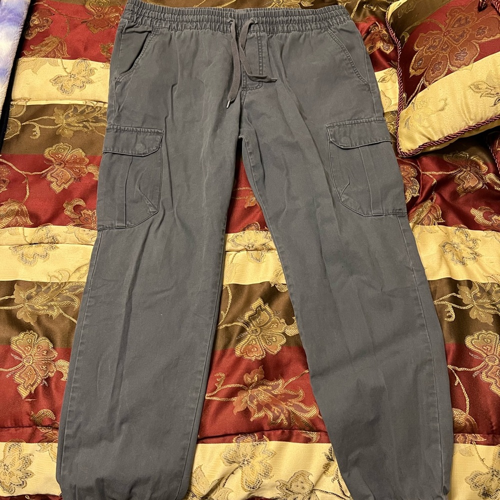 Men’s cargo pants size large